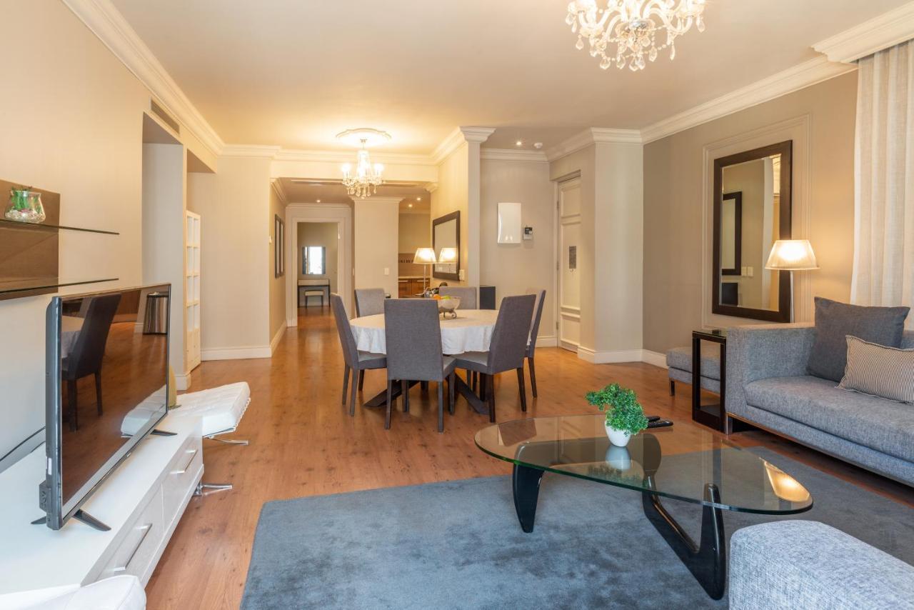 Cape Royale I Whosting Apartment Cape Town Bagian luar foto