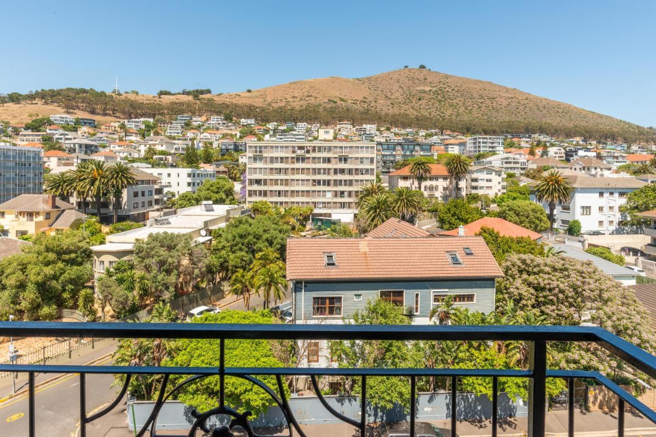 Cape Royale I Whosting Apartment Cape Town Bagian luar foto