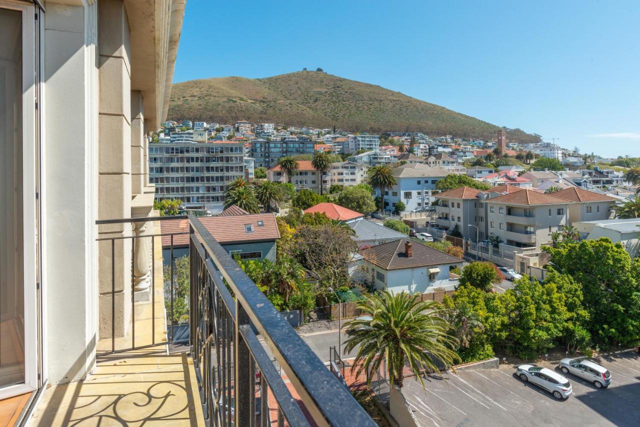 Cape Royale I Whosting Apartment Cape Town Bagian luar foto