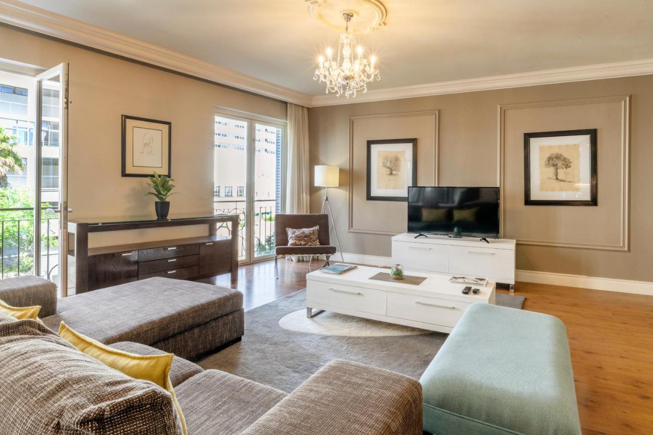 Cape Royale I Whosting Apartment Cape Town Bagian luar foto