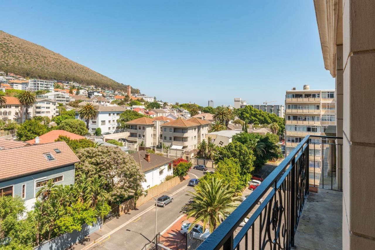 Cape Royale I Whosting Apartment Cape Town Bagian luar foto